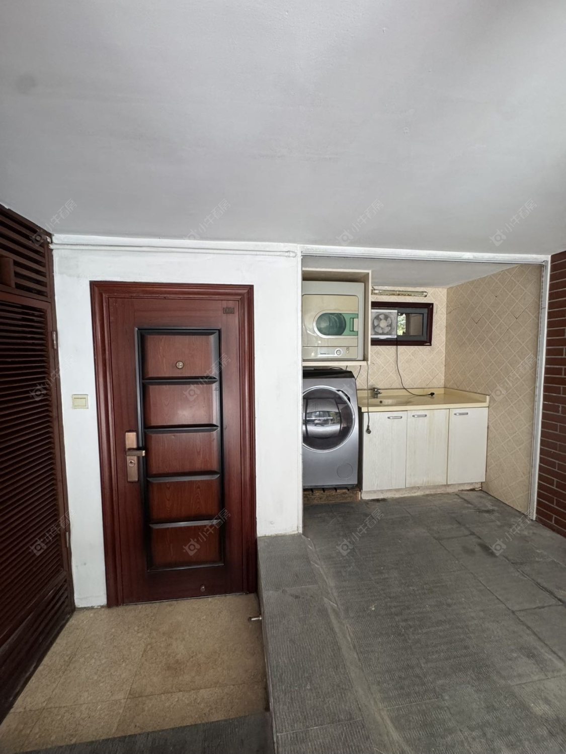 上海凯德林茵湖畔东区别墅区在售二手房源小区图_小牛看房