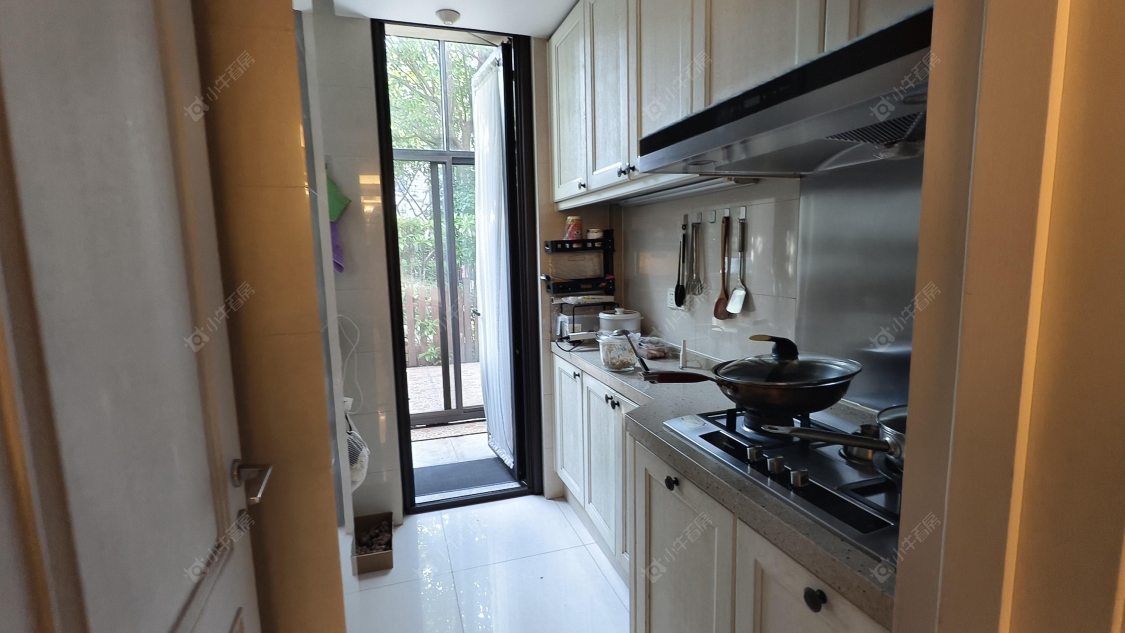 上海万科琥珀臻园别墅区在售二手房源小区图_小牛看房