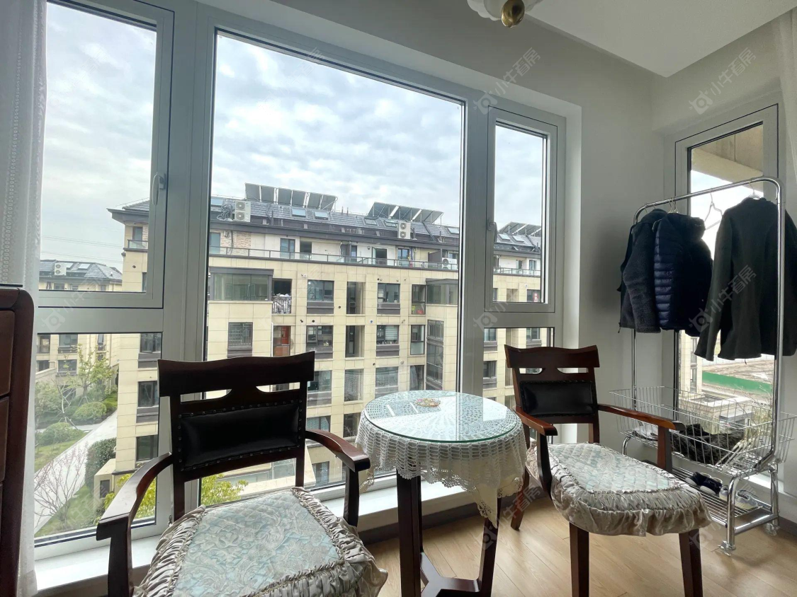 上海中建阅澜山在售二手房源小区图_小牛看房