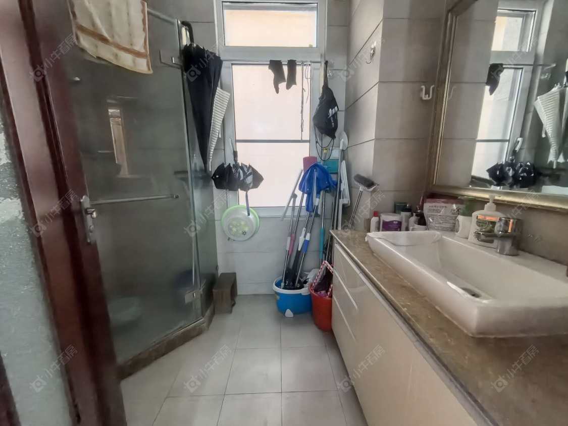 上海朗诗绿岛别墅区在售二手房源小区图_小牛看房