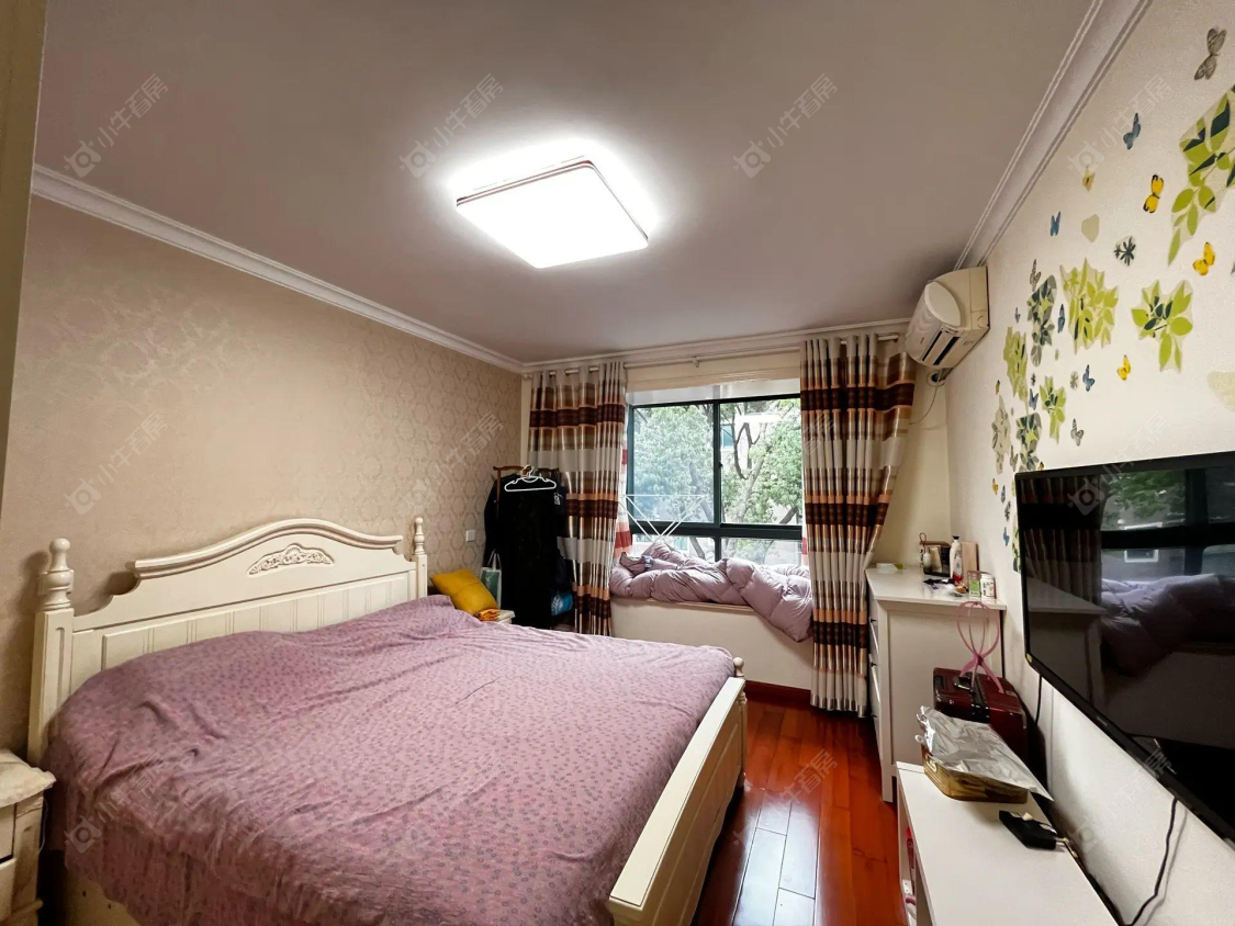 上海美兰湖颐景园在售二手房源小区图_小牛看房