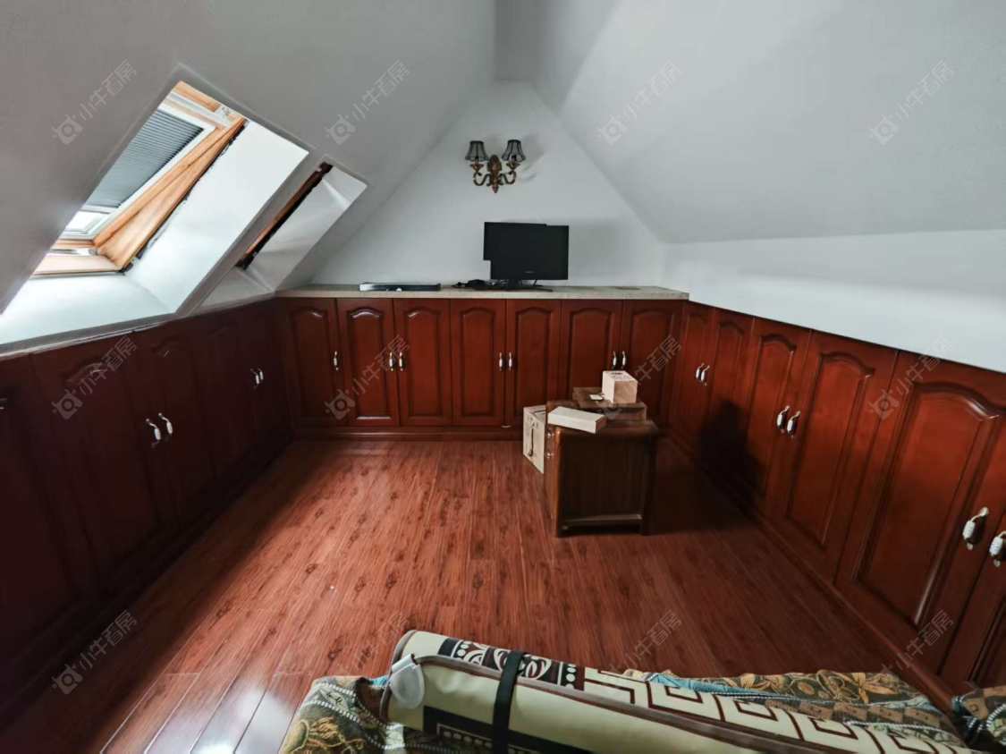 上海长泰东郊御园别墅区在租房源小区图_小牛看房