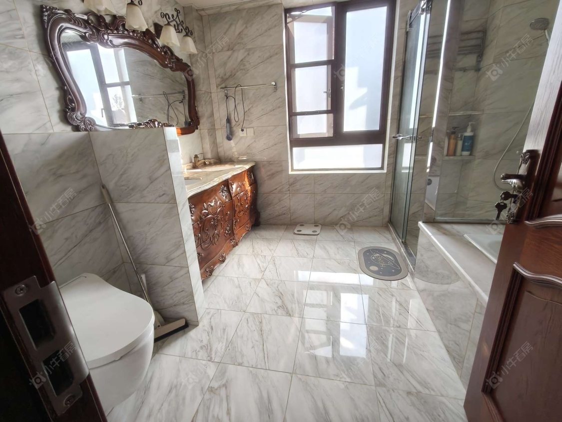 上海万科琥珀郡园别墅区在售二手房源小区图_小牛看房