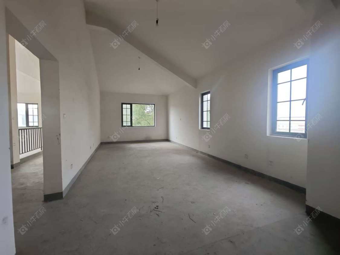 上海爱法奥朗新庄园在售二手房源小区图_小牛看房