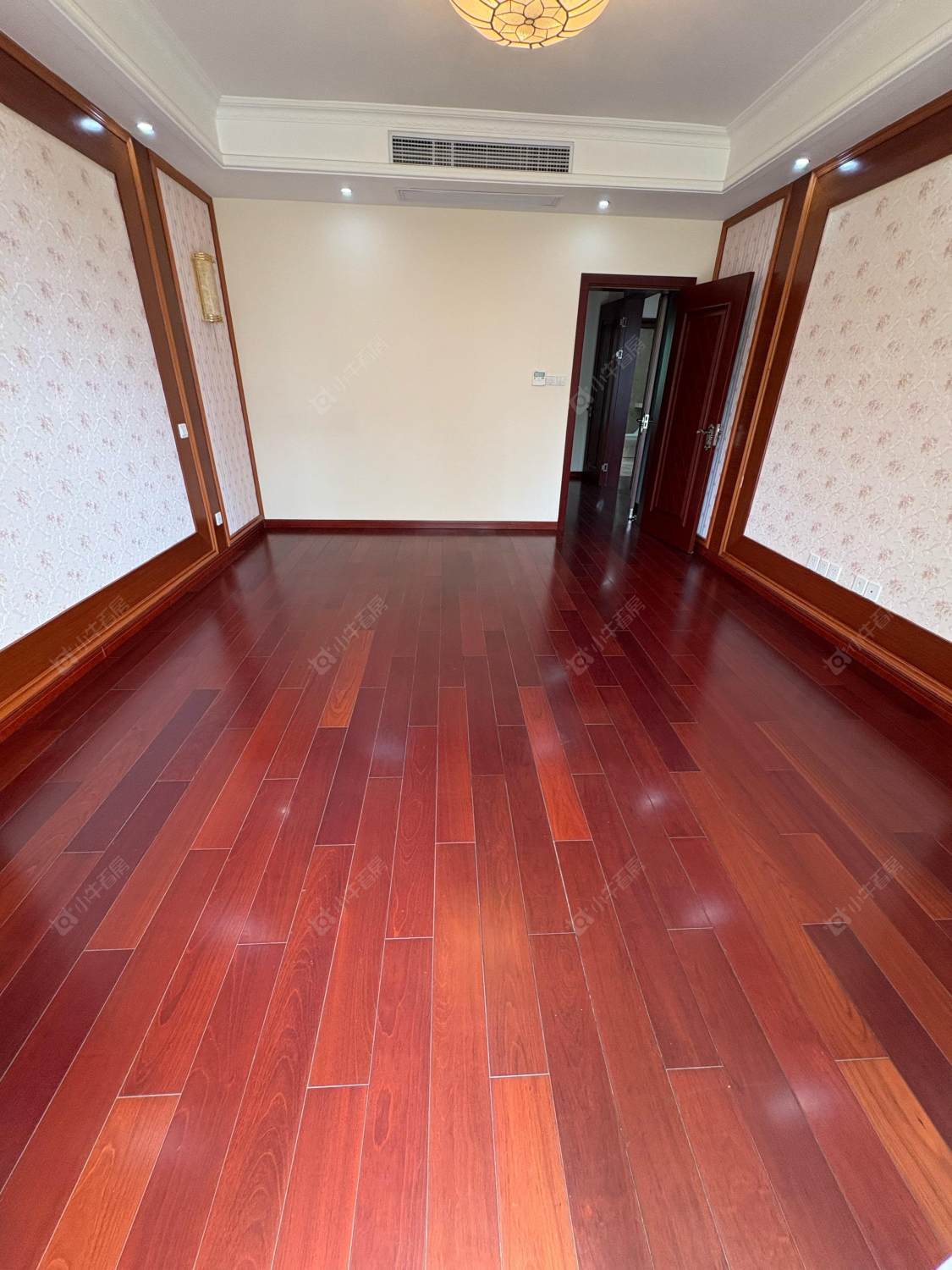 上海信达郡庭别墅区在售二手房源小区图_小牛看房