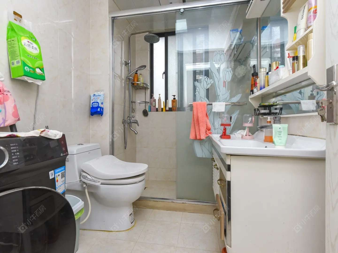 上海菊泉新城爱建顾园东区在售二手房源小区图_小牛看房