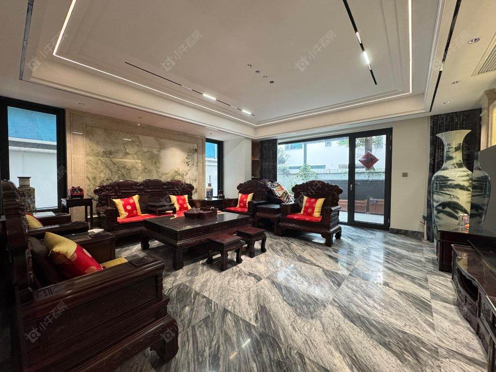 上海东方庭院（别墅）在售二手房源小区图_小牛看房