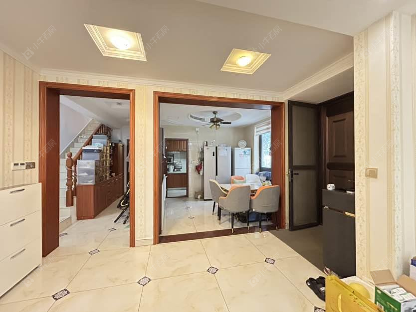 上海东方庭院（别墅）在售二手房源小区图_小牛看房